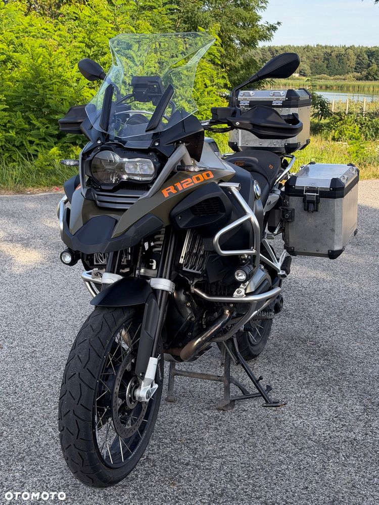 BMW R - 1
