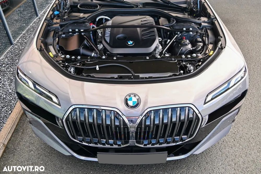 BMW Seria 7 740d xDrive - 33