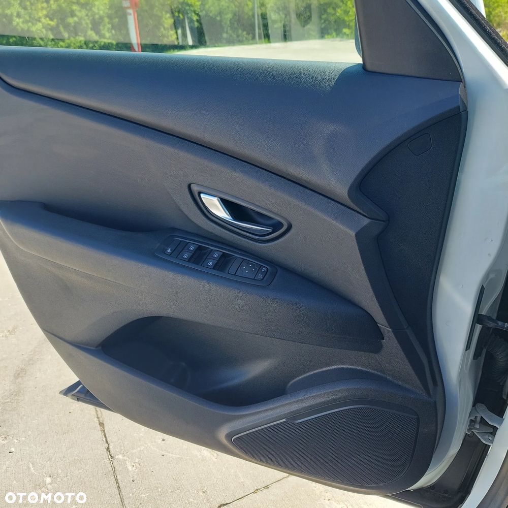 Renault Scenic - 12