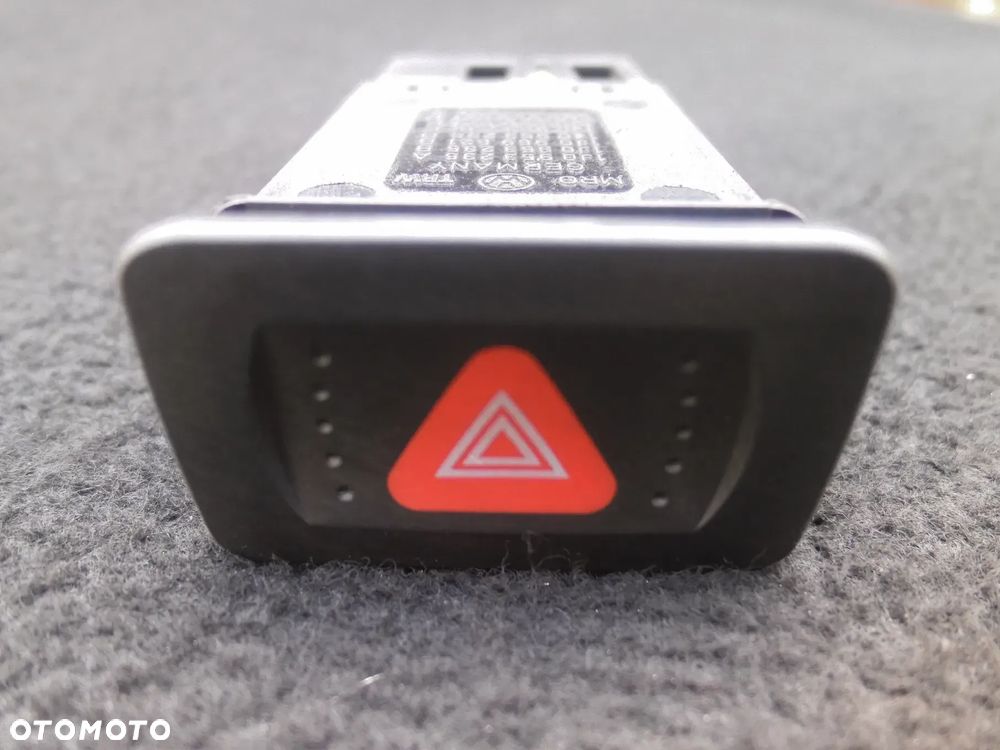 VW GOLF IV BORA PRZEŁĄCZNIKI ZESTAW GRZANIE FOTELI TYLNEJ SZYBY ESP ŚWIATŁA AWARYJNE - 8