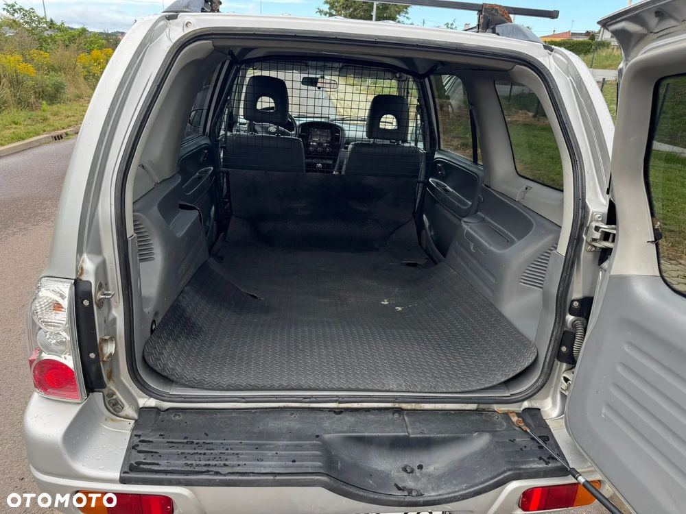 Suzuki Grand Vitara XL-7 2.0 TD Comfort - 10