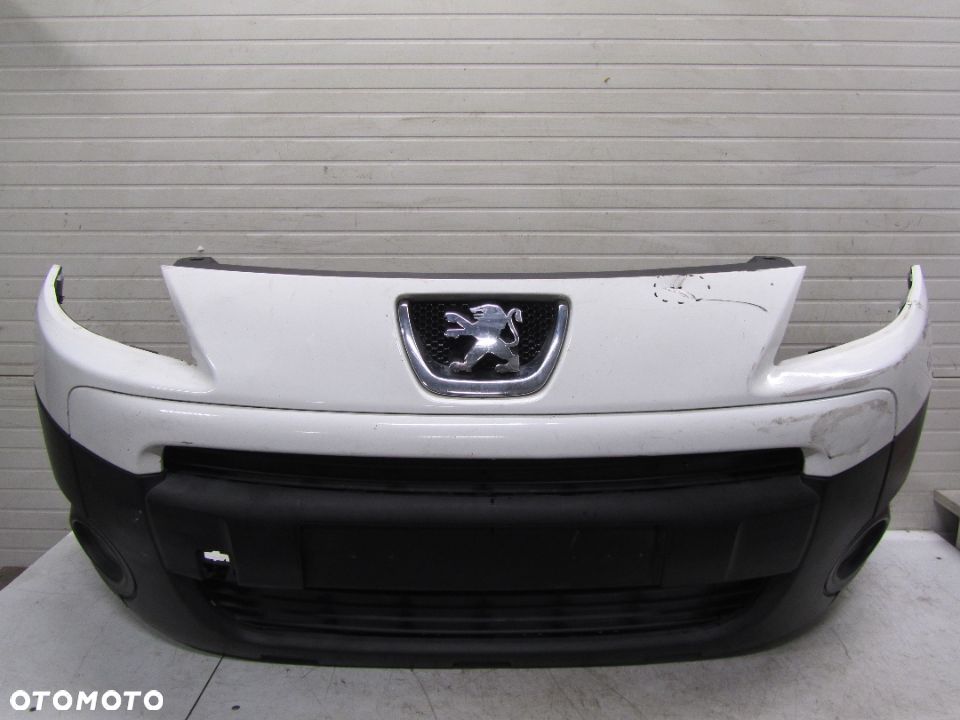 partner II 08- zderzak przód