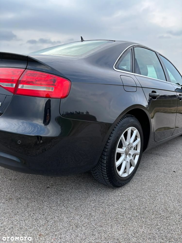 Audi A4 Limousine - 9