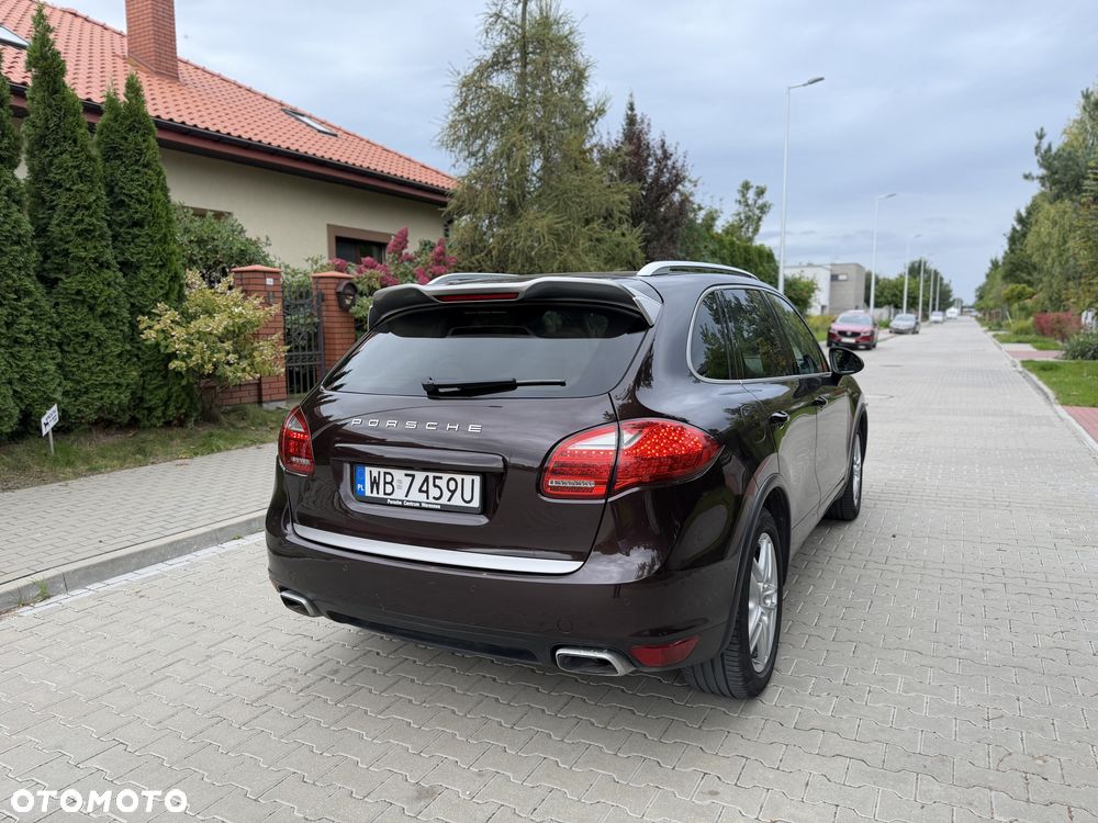 Porsche Cayenne Diesel Platinum Edition - 10