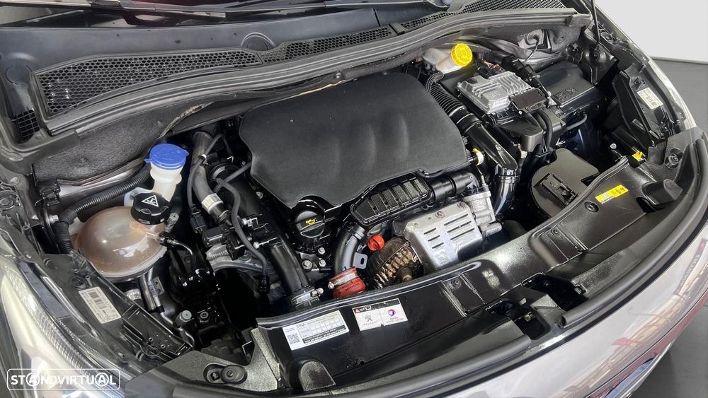 Peugeot 2008 1.2 PureTech GT Line EAT6 - 12