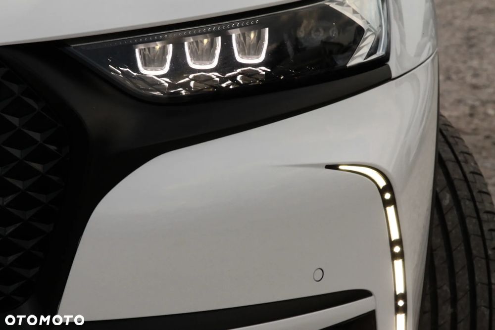 Citroën DS7 Crossback BlueHDI 180 PERFORMANCE LINE + - 28