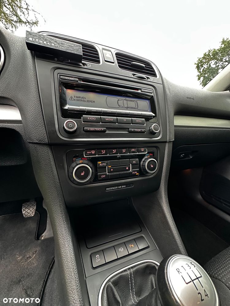 Volkswagen Golf 1.4 Team - 23