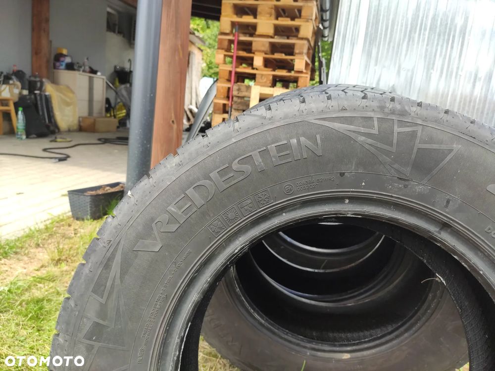 CC Vredestein Comtrac 2 215/75 r16 5-6mm Wielosezon - 3