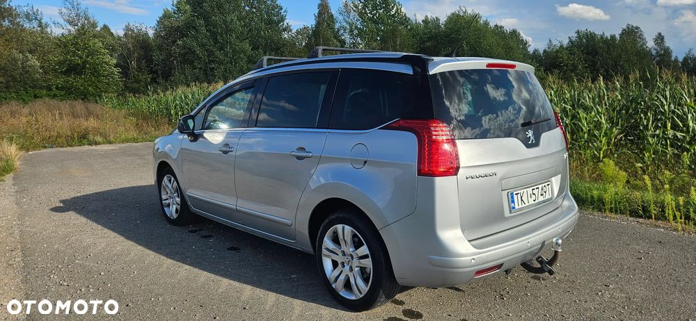 Peugeot 5008 - 8