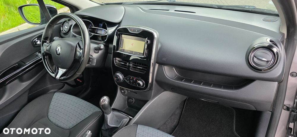 Renault Clio TCe 90 Limited - 15
