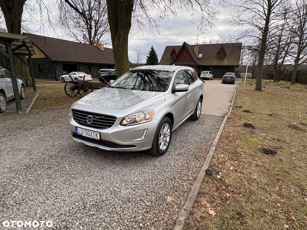 Volvo XC 60 T4 Momentum - 2