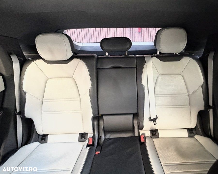 Porsche Cayenne - 18