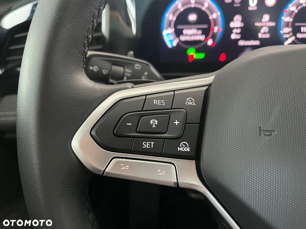 Volkswagen Passat Variant 1.5 TSI EVO Business - 21