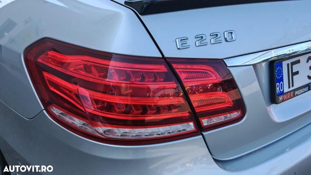 Mercedes-Benz E 220 CDI DPF BlueEFFICIENCY 7G-TRONIC Avantgarde - 28