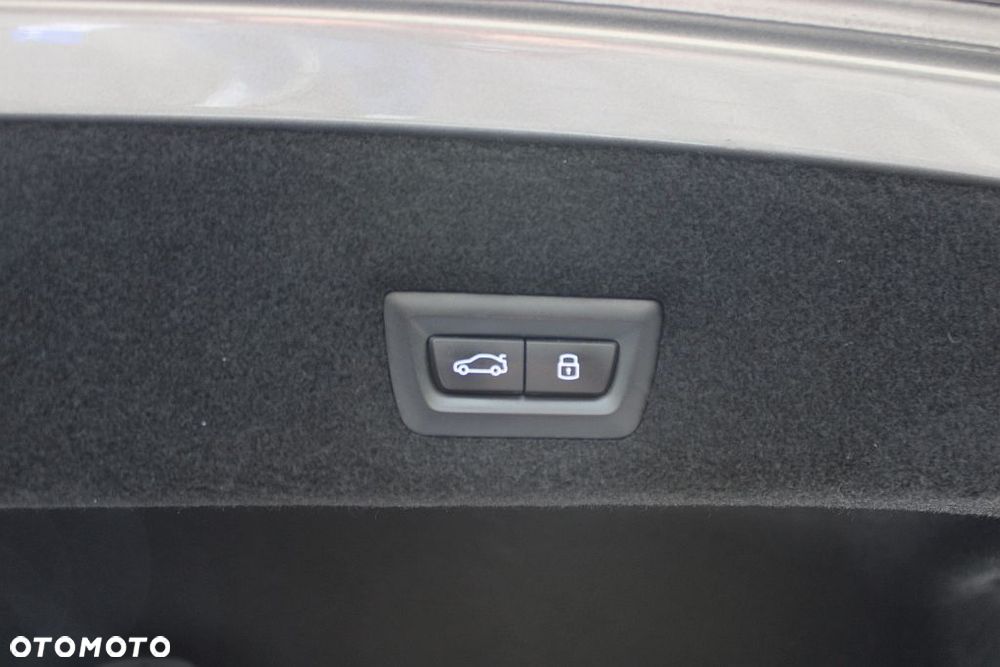 BMW Seria 7 740d xDrive mHEV sport - 40