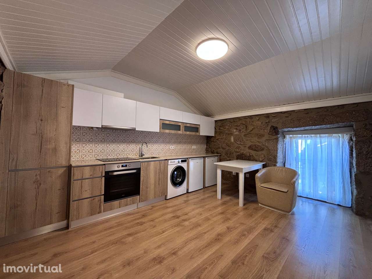 Moradia T1 em Vila Meã - Viseu - Grande imagem: 2/11