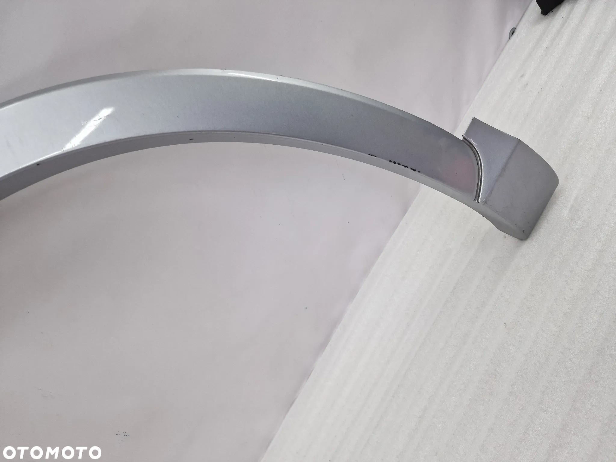 AUDI Q3 8U0 LIFT S-LINE 19 CALI 11-18 LEWA PRZEDNIA PRZÓD LISTWA NA BŁOTNIK POSZERZONA , NR 8U0853717C , NR AUKCJI NLB118 - 19