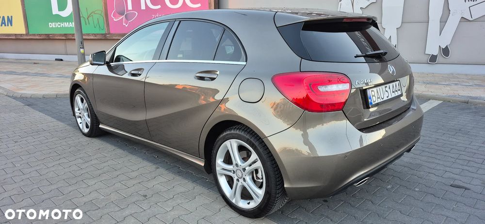 Mercedes-Benz Klasa A 200 7G-DCT AMG Line - 25