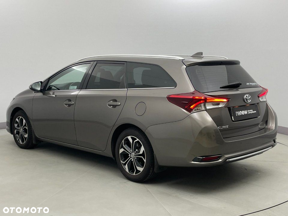 Toyota Auris - 3