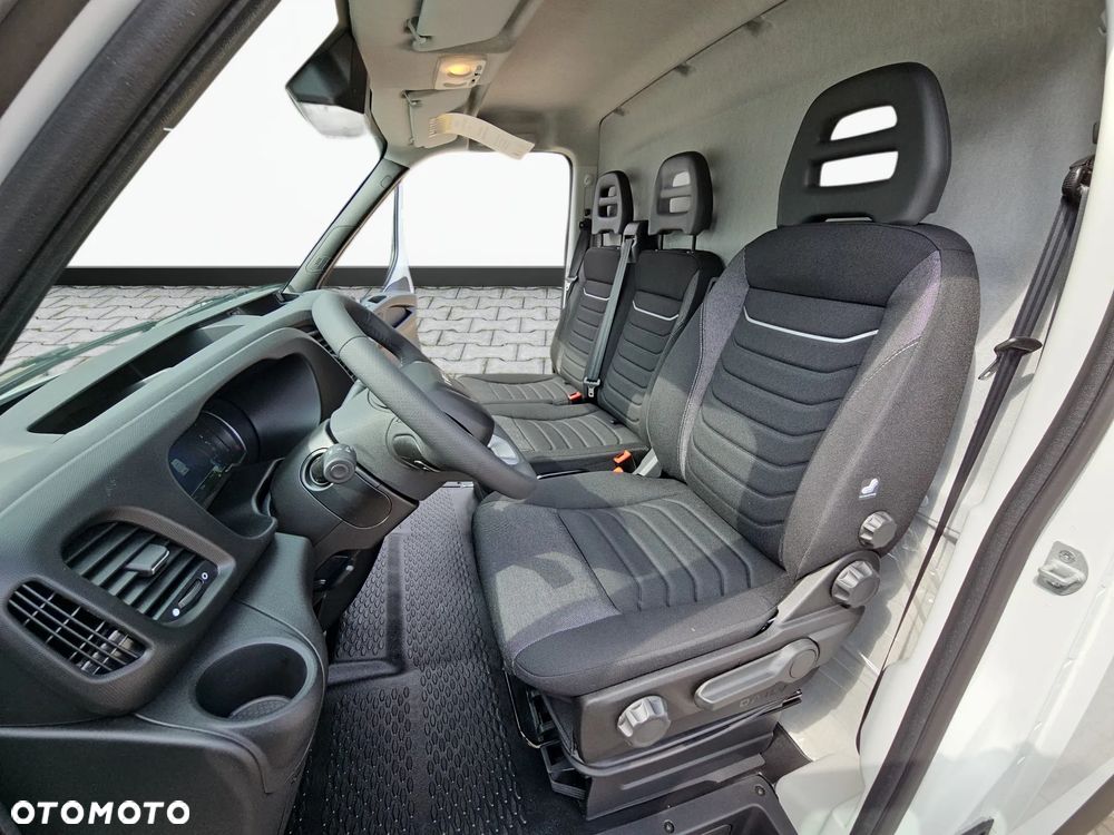 Iveco Daily L4H2 3.0 Diesel 180KM "dostępny od ręki" LEASING 101% - 13