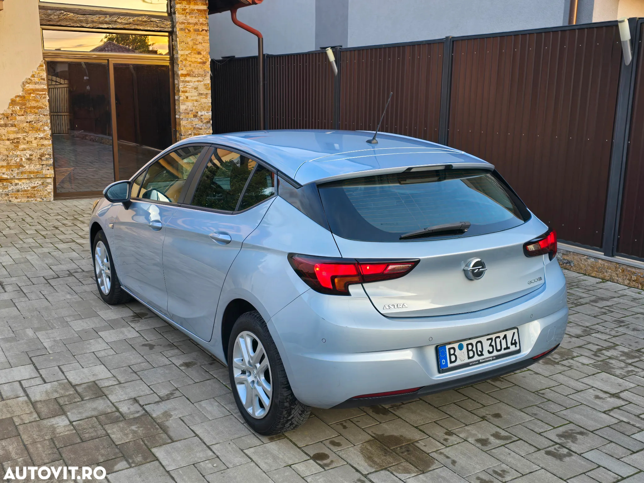 Opel Astra 1.0 Turbo Start/Stop Active - 2