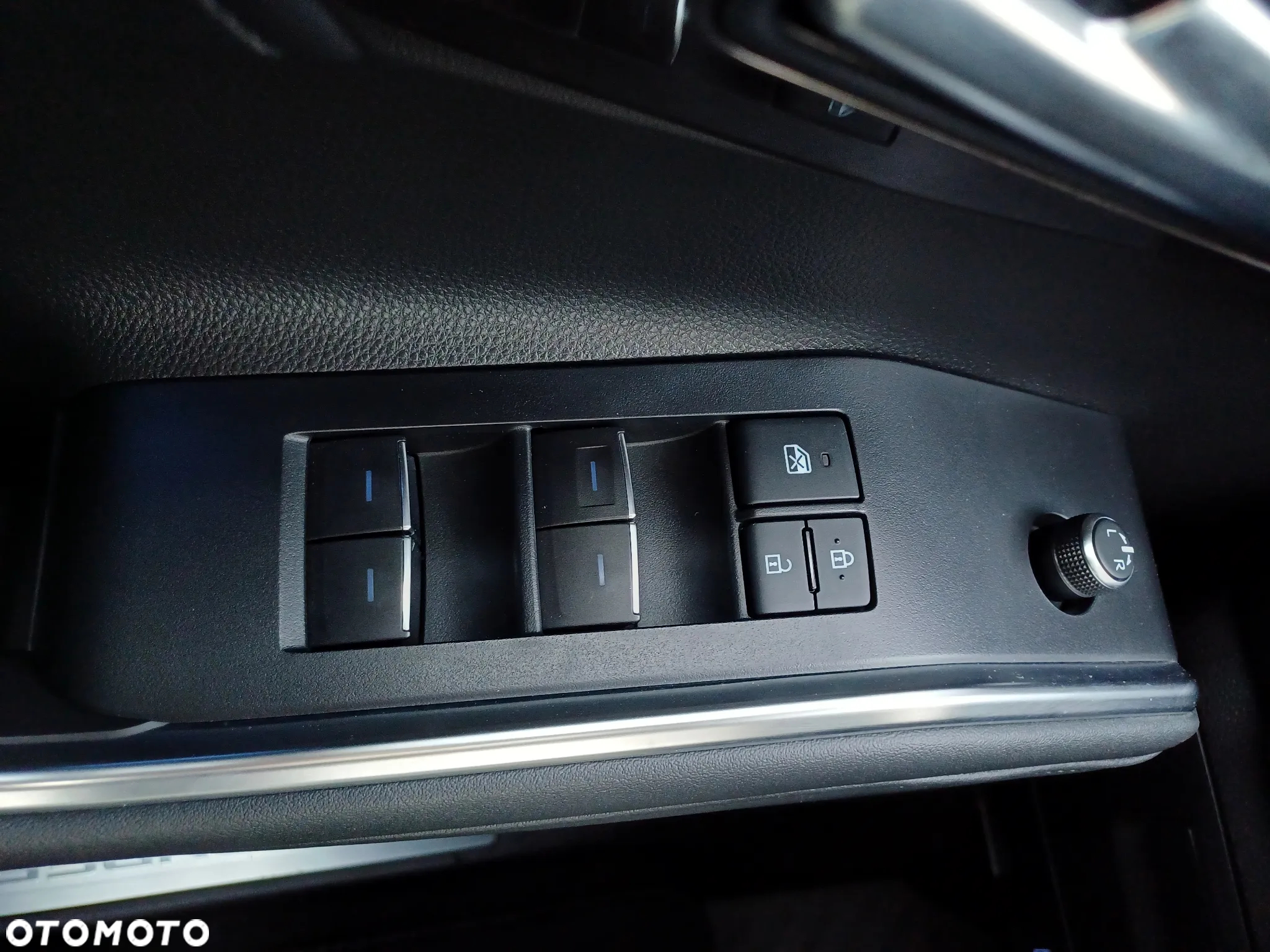 Toyota Grand Highlander - 19