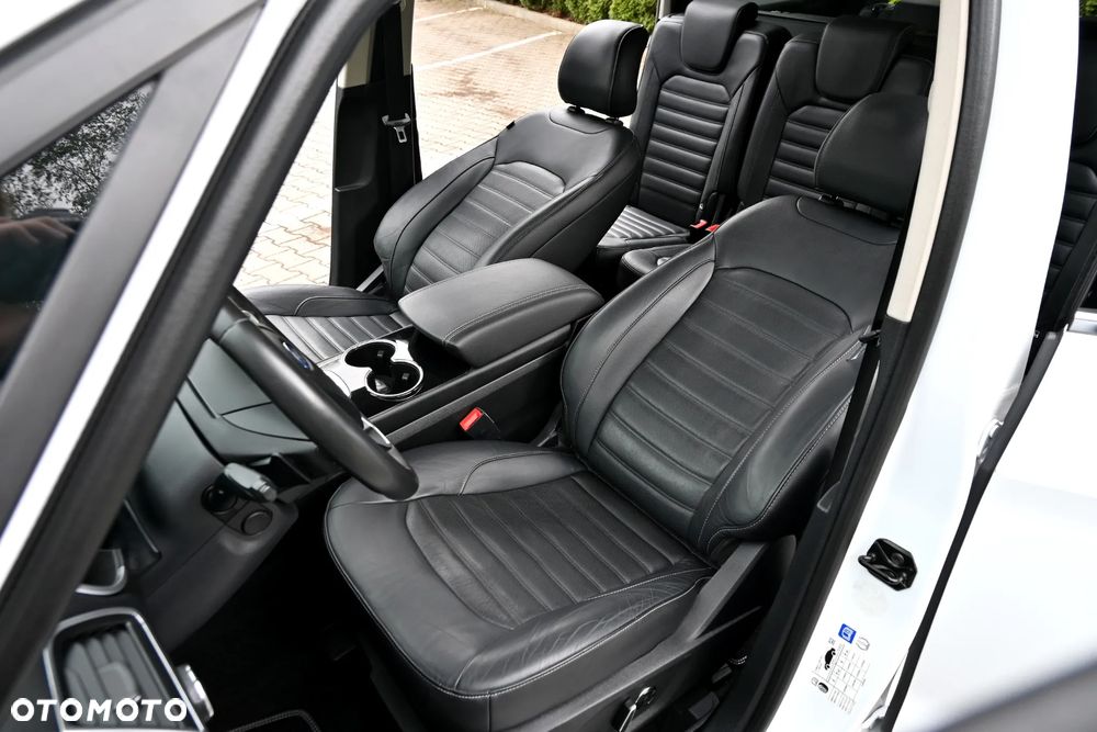 Ford Galaxy 2.0 TDCi Bi-Turbo Titanium PowerShift - 24