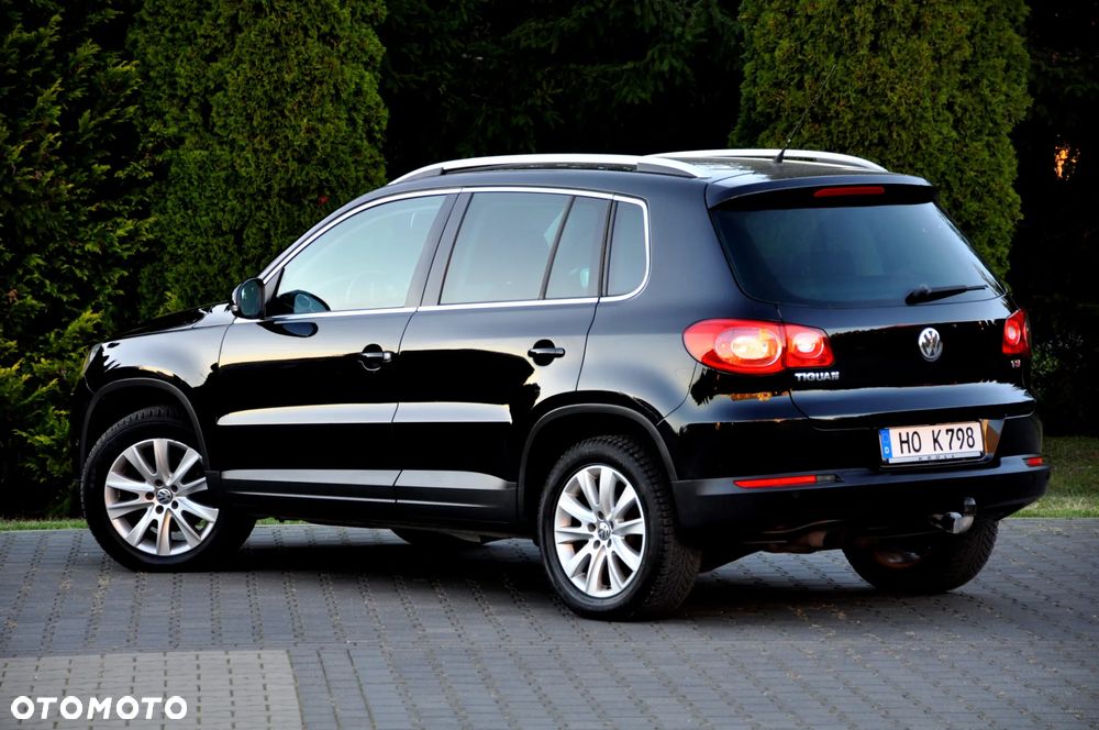 Volkswagen Tiguan - 23