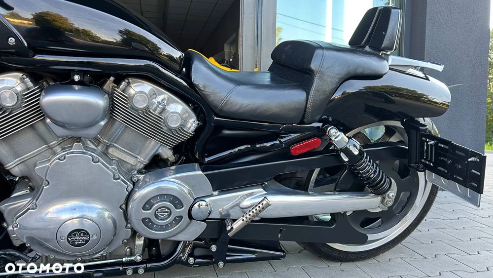Harley-Davidson V-Rod Muscle - 7