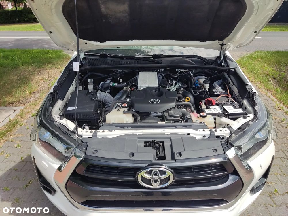 Toyota Hilux - 29