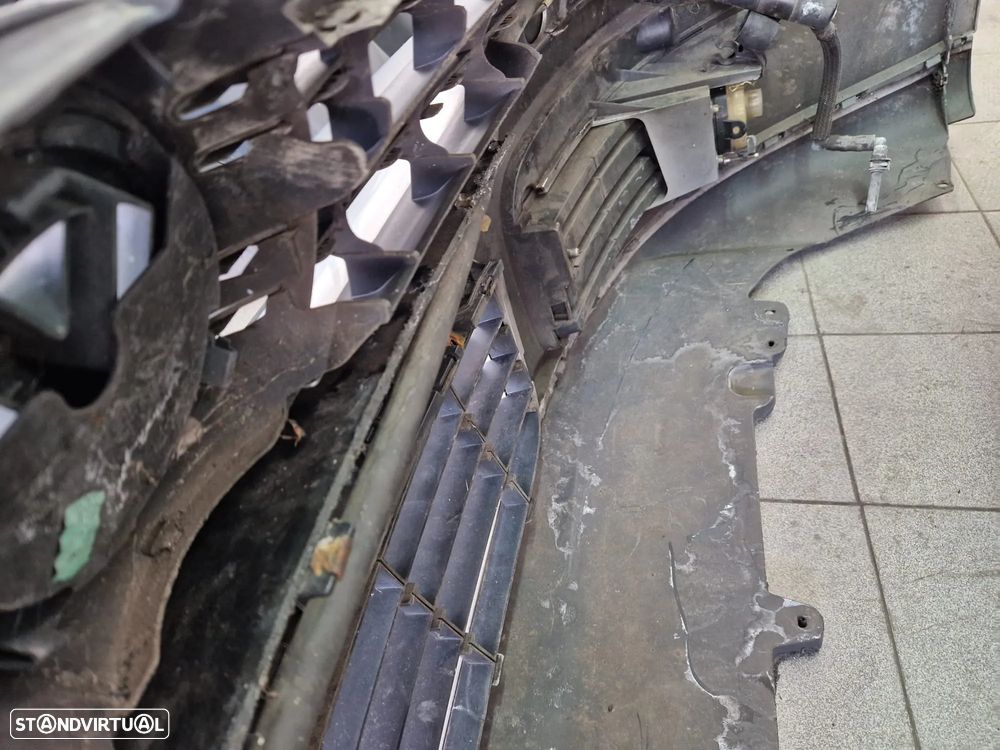 Frente completa usada VW GOLF 5 V GT parachoques oticas guardalamas capot - 11