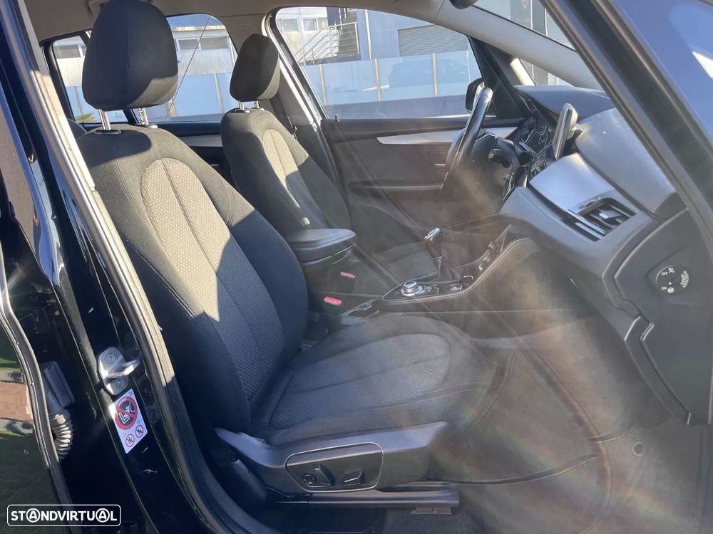 BMW 216 Gran Tourer d Line Sport - 43