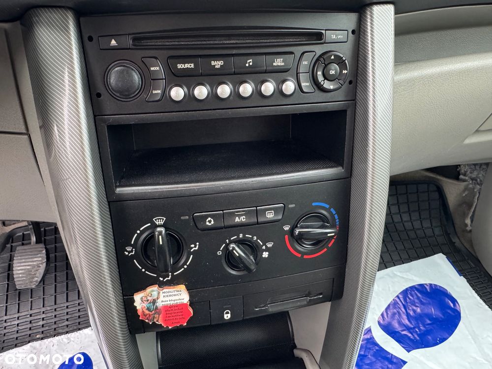 Peugeot 207 1.4 HDi Trendy - 12