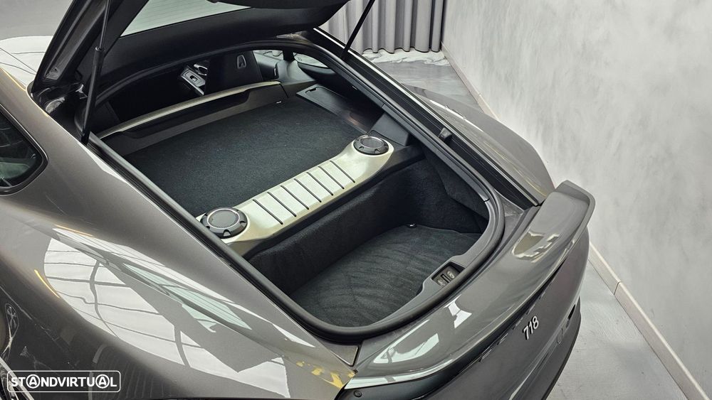 Porsche 718 Cayman 2.0 PDK - 30