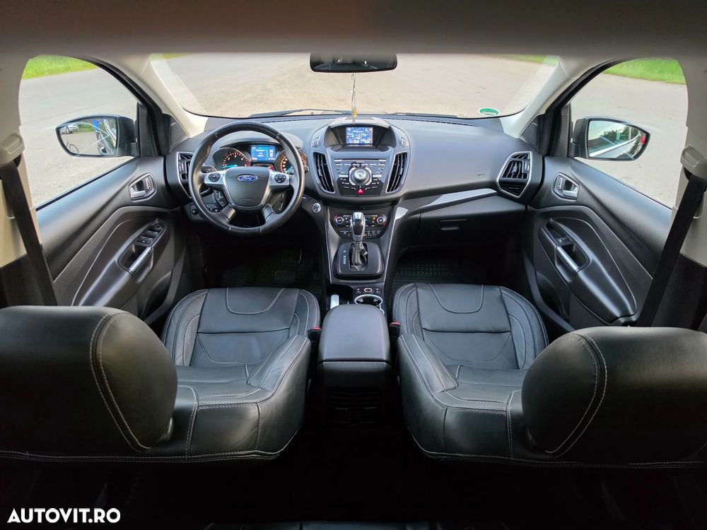 Ford Kuga 2.0 TDCi 4x4 Aut. Titanium - 8