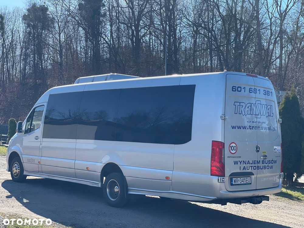 Mercedes-Benz Sprinter 519 907 - 6