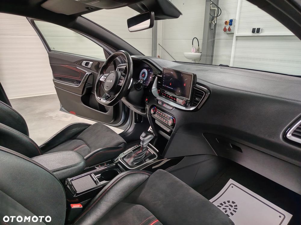 Kia ProCeed 1.6 T-GDI DCT7 OPF GT - 29