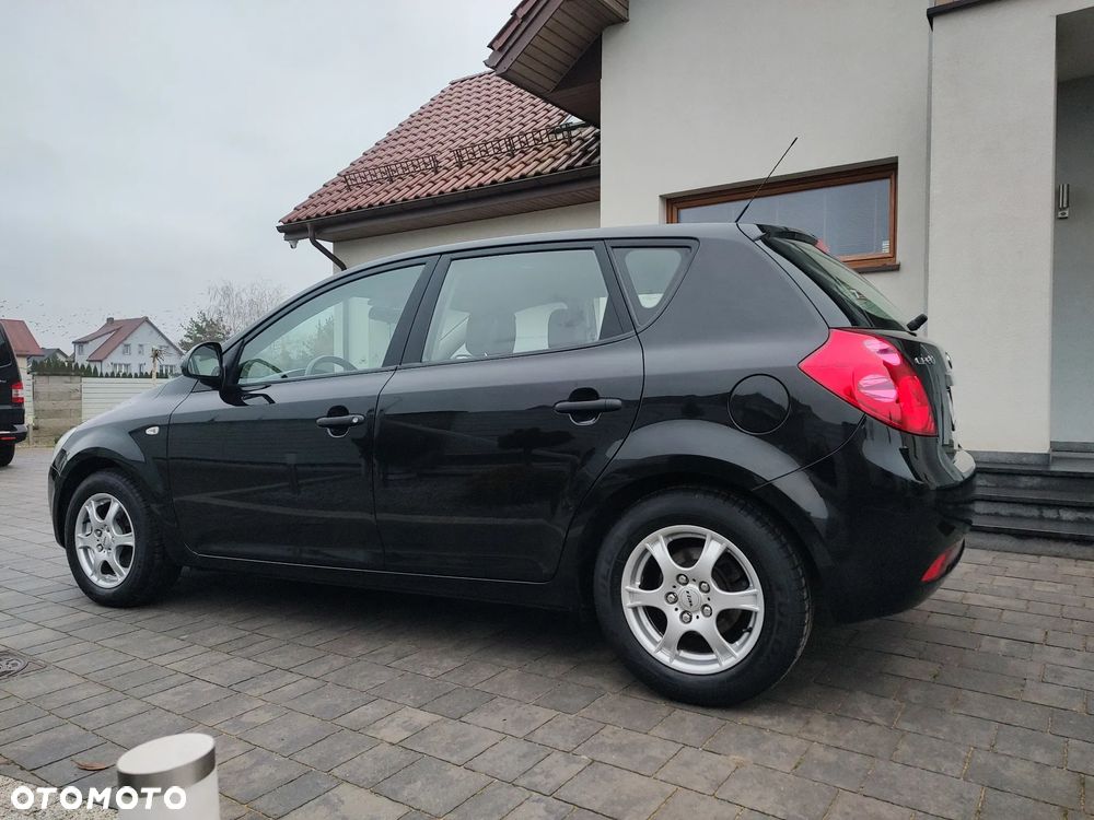 Kia Ceed 1.4 CVVT LX - 5