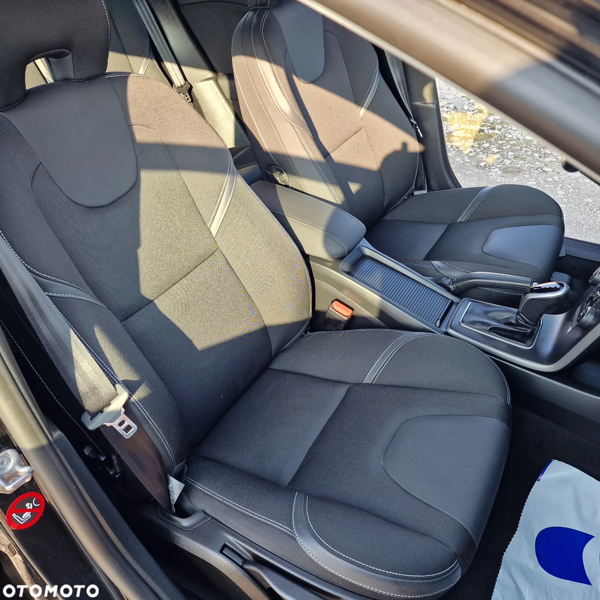 Volvo V40 T3 Drive-E Momentum - 20