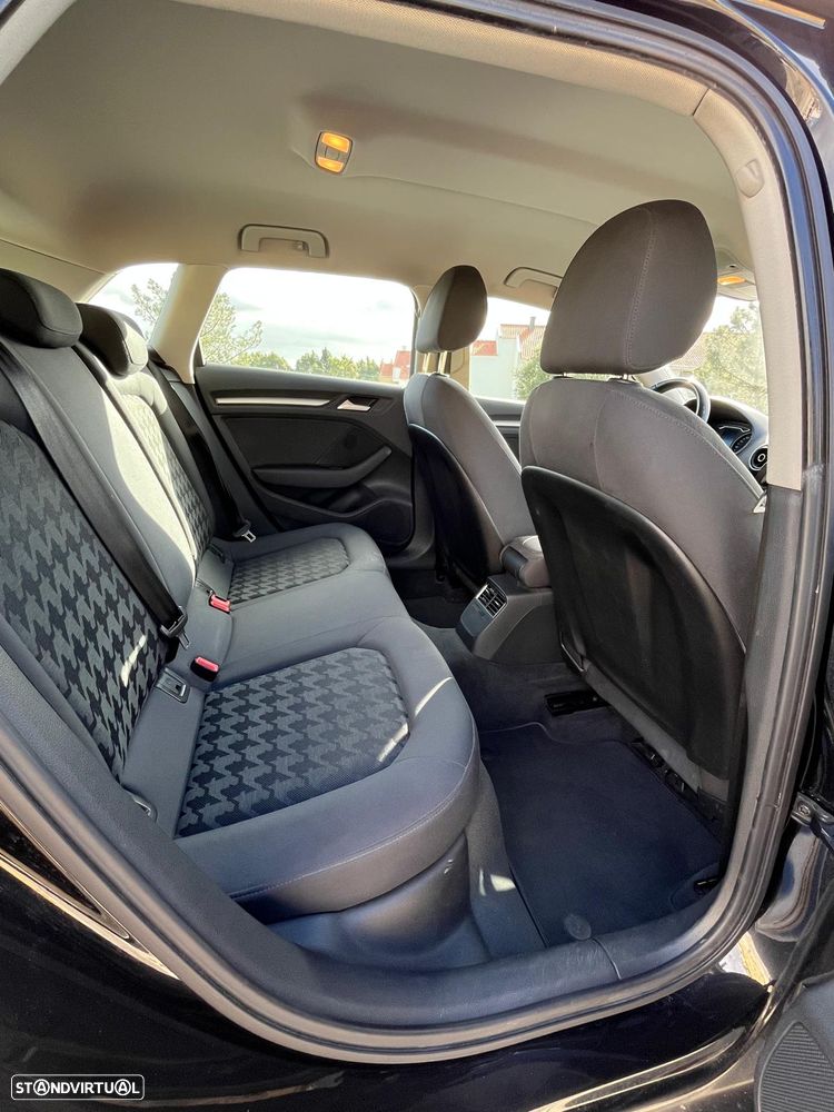 Audi A3 Sportback 1.6 TDI - 13