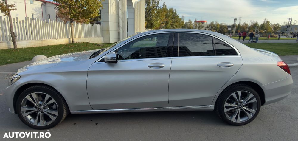 Mercedes-Benz C 220 d 4MATIC Aut. - 2