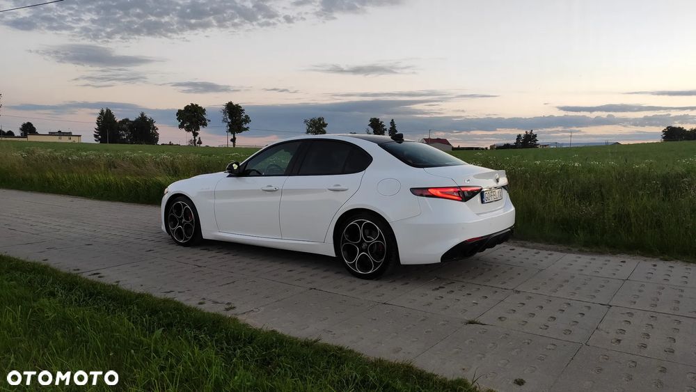 Alfa Romeo Giulia 2.0 Turbo Veloce Q4 - 4