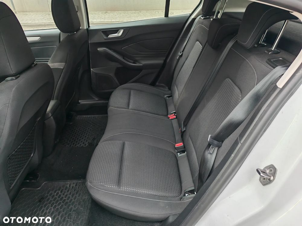 Ford Focus 1.5 EcoBlue Trend - 17