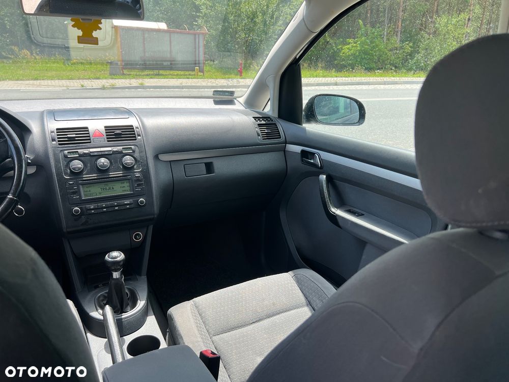 Volkswagen Touran 2.0 TDI Trendline - 9