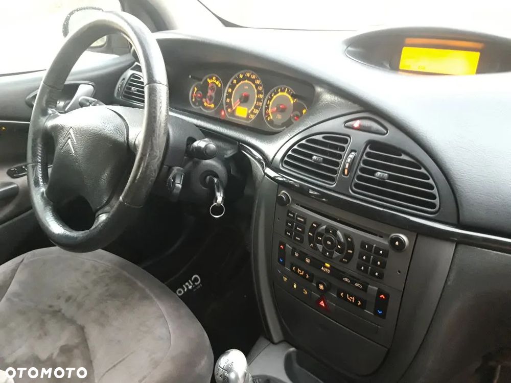 Citroën C5 1.6 HDi Dynamique - 10