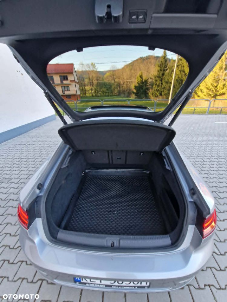 Volkswagen Arteon 2.0 TDI Bi-Turbo SCR 4Mot R-Line DSG - 18