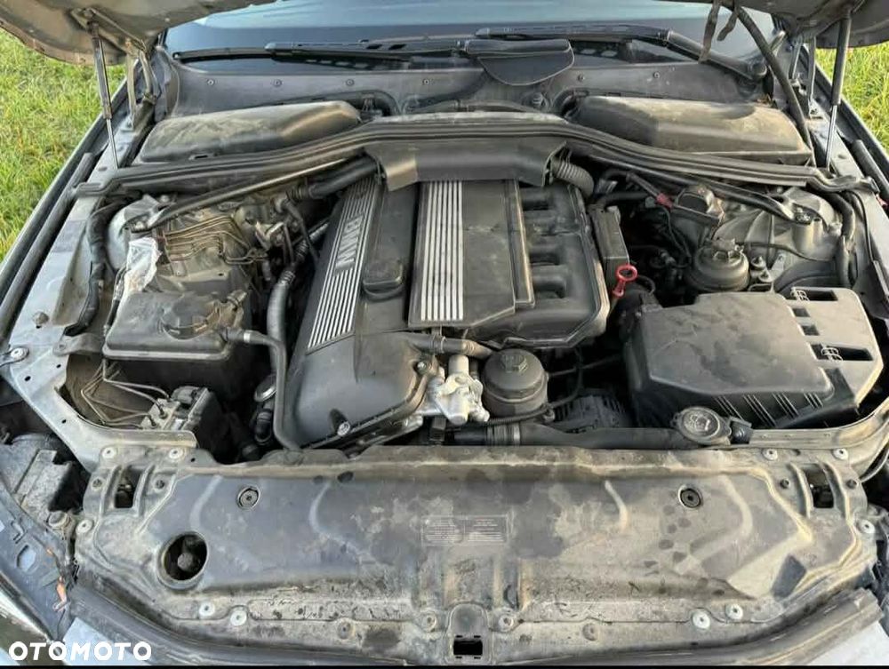 BMW Seria 5 520i Touring - 7