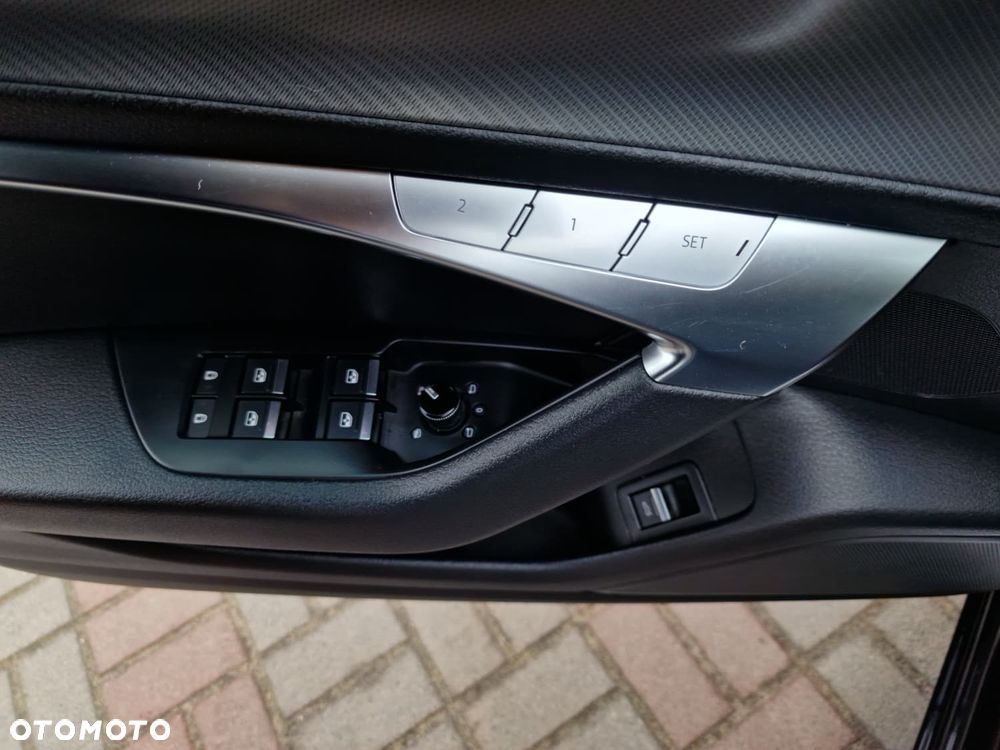 Audi A6 Sportback e-tron - 16