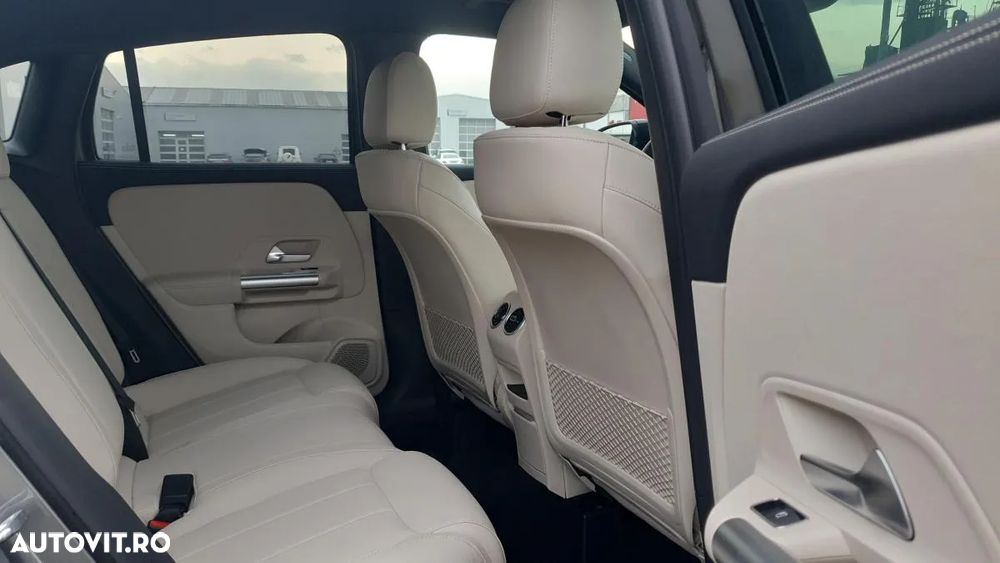 Mercedes-Benz GLA 200 4MATIC Aut. - 14