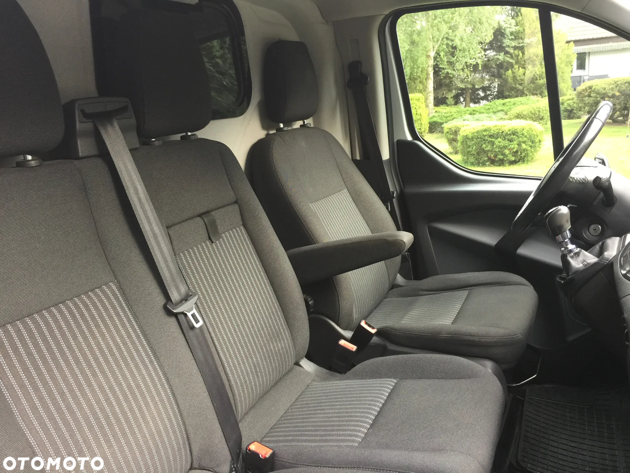 Ford TRANSIT CUSTOM - 10
